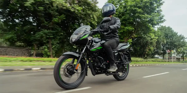 Pulsar 125 CF Disc Split Seat with LED HL and Blinkers